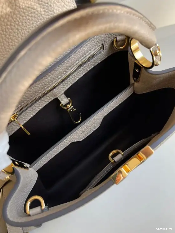 WIS CAPUCINES BB VUITTON LOUIS 0624